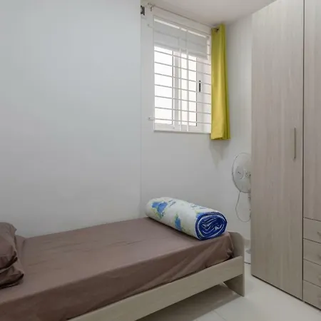Modern 2 Bedroom - * Sliema